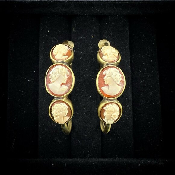 Amedeo Cameo Earrings Hoop Hoops Hand Carved HSN  1.5" Italy Gold Tone Romantic - Picture 1 of 16